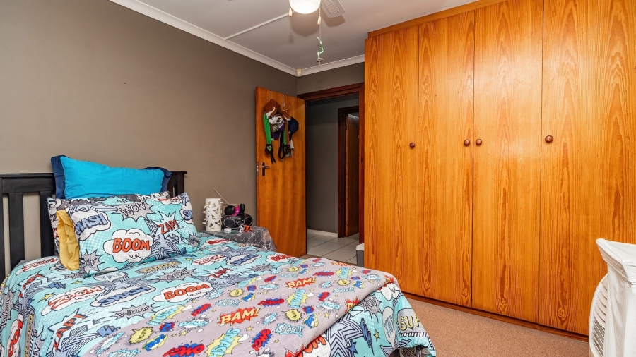 3 Bedroom Property for Sale in Sedgehill Western Cape